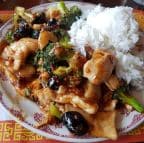 Best Chicken with Hot Garlic Sauce in Hagerstown, MD